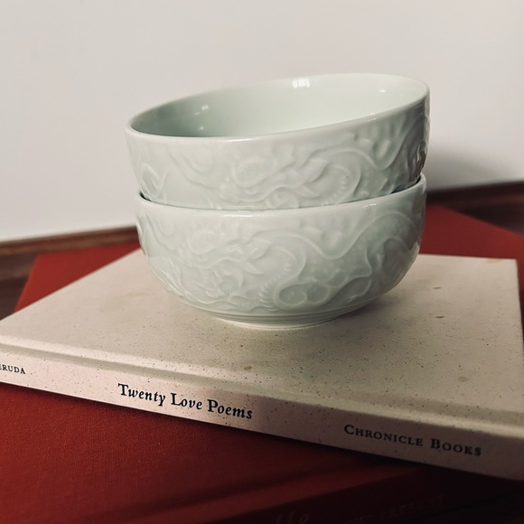 Vintage Exquisite Celadon Dragon Bowls | Chinoiserie - Picture 3 of 4